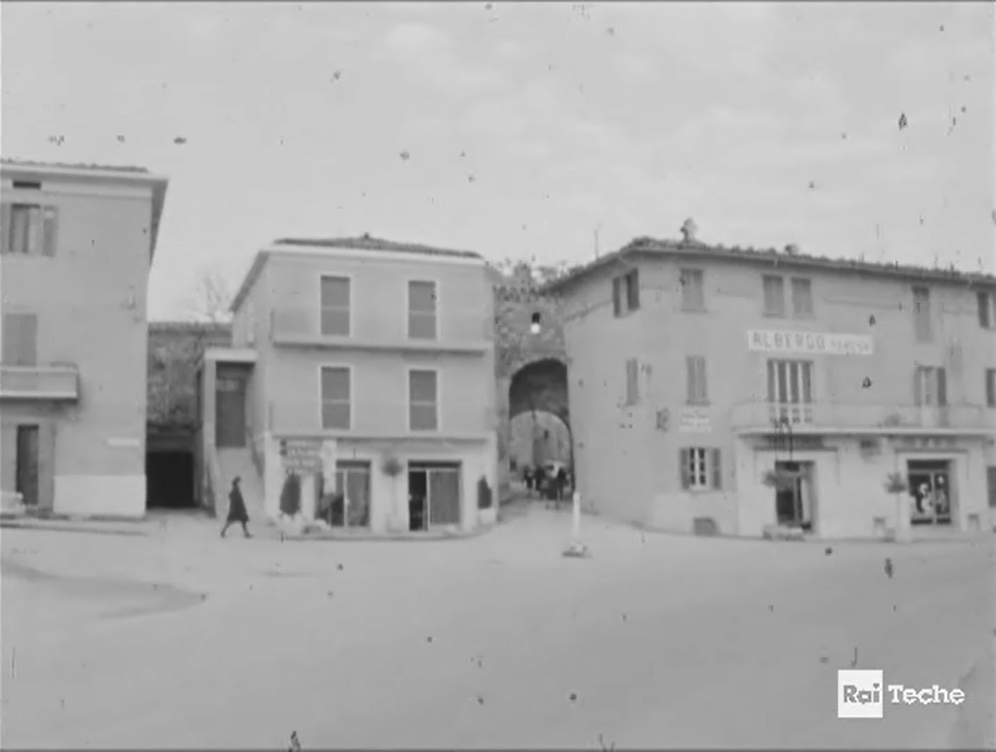 Proiezione filmato storico di Casacastalda di RAI Teche 1966 Filmato storico 1966 di Casacastalda da RAI Teche